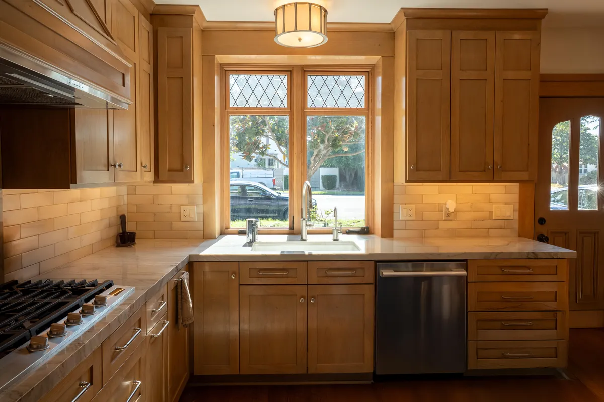 Coronado Cottage by KSH Construction — photo 3